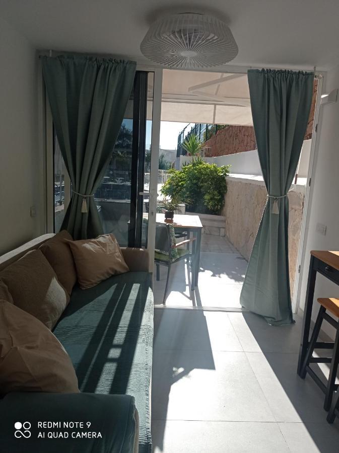 Isabel Del Mar Apartment San Bartolomé Екстериор снимка
