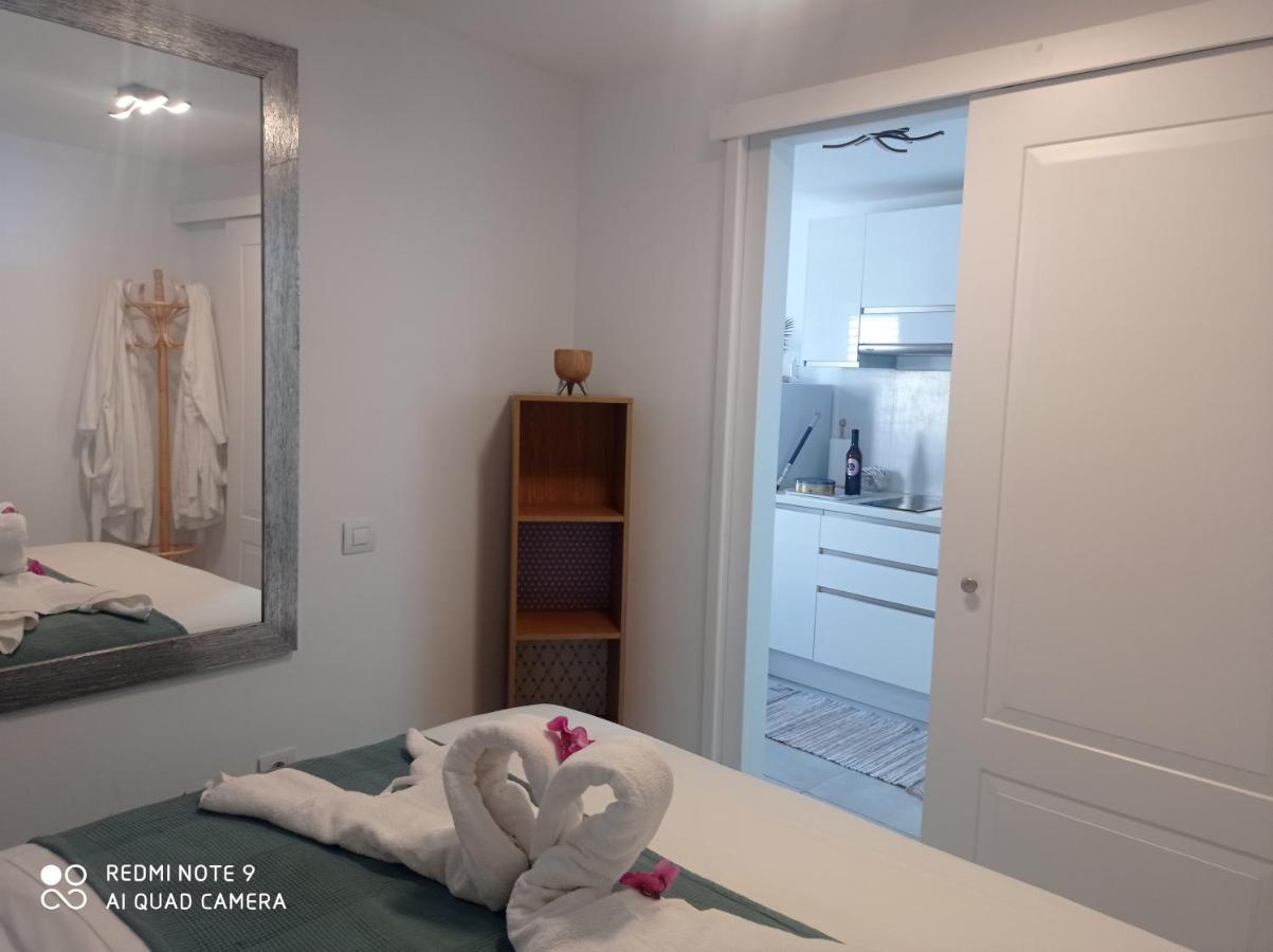 Isabel Del Mar Apartment San Bartolomé Екстериор снимка